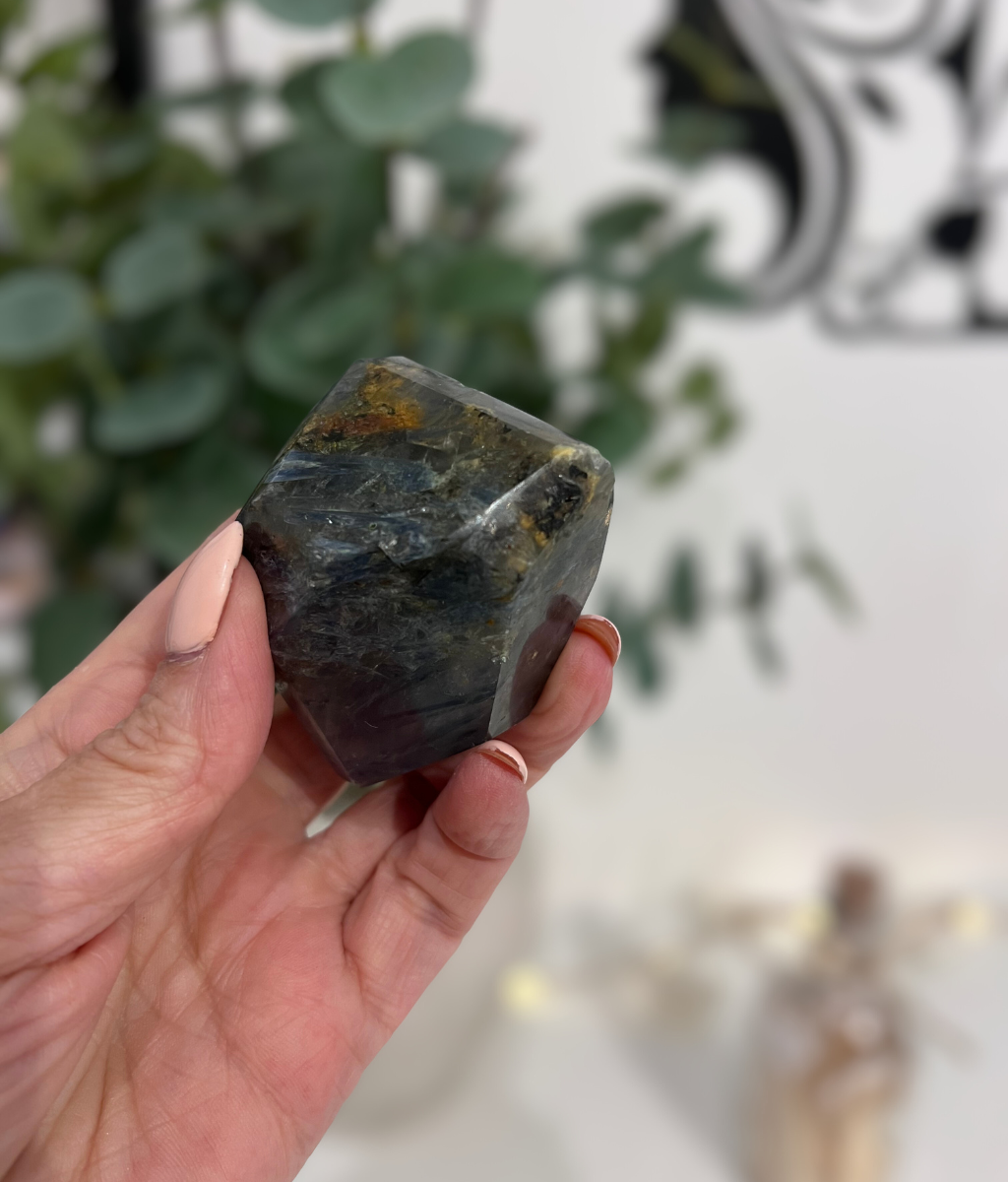 Blue Kyanite Free Form 169g - Image 3