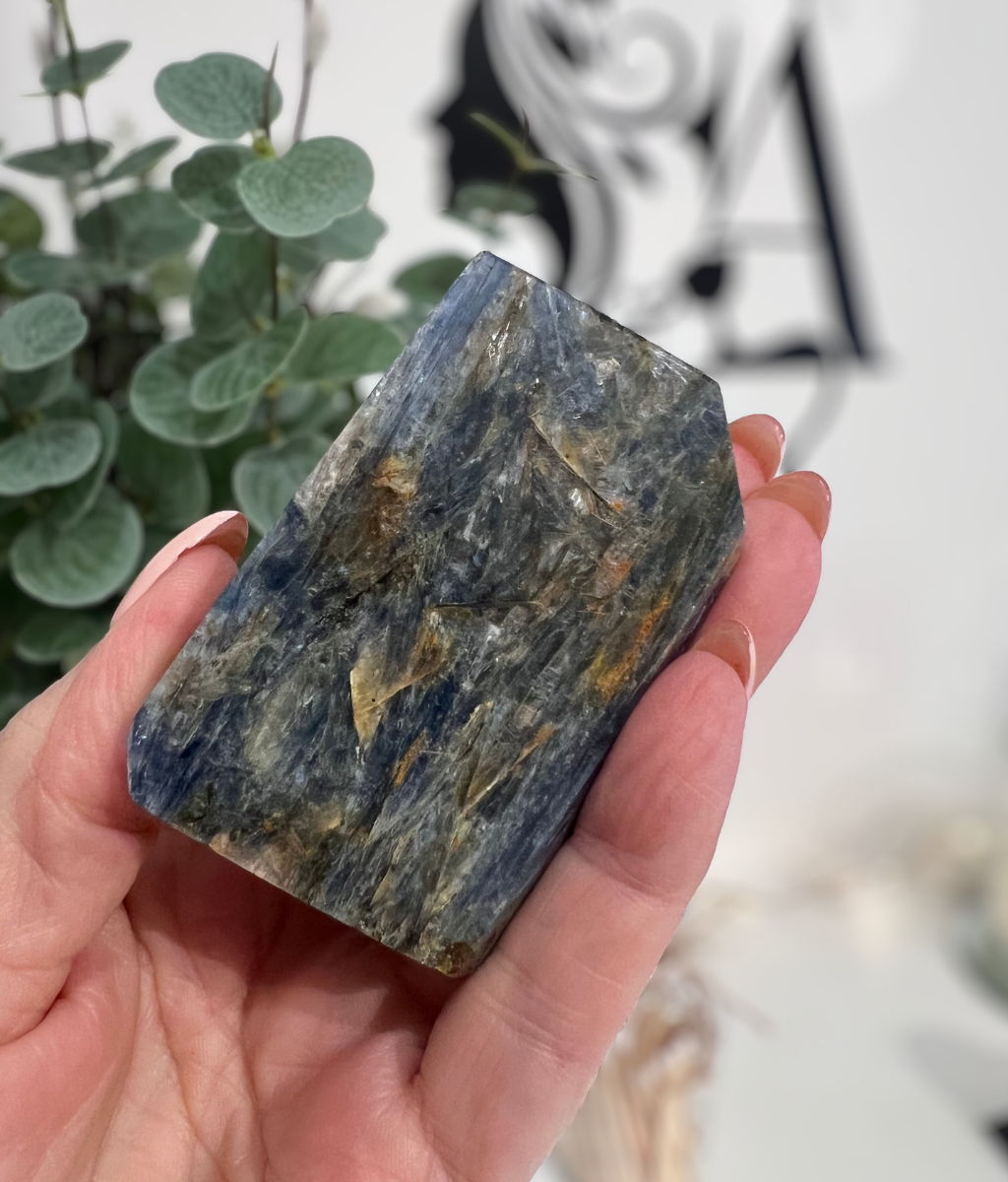 Blue Kyanite Free Form 213g