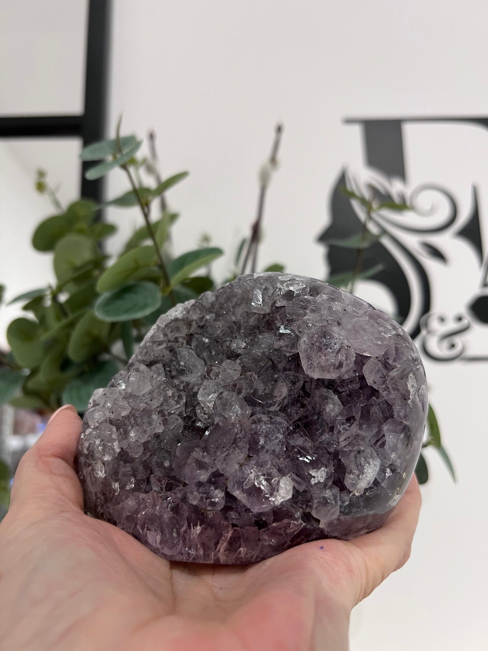 Amethyst Cut Base (792g) - Image 11