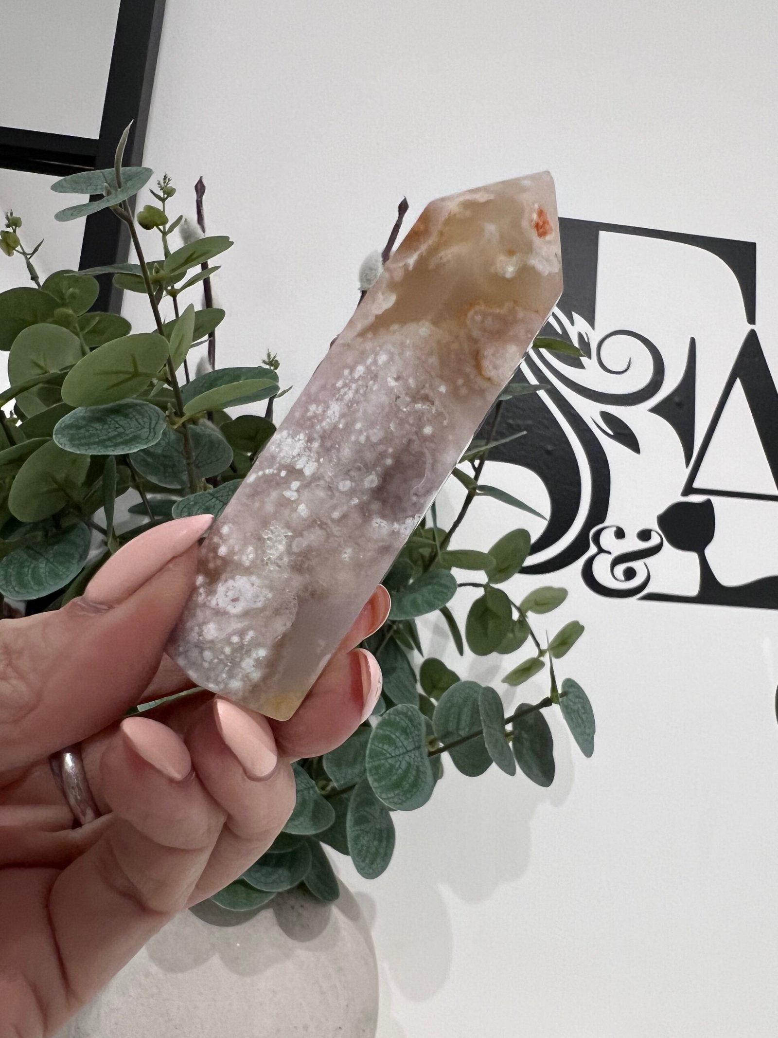 Brazilian Flower Agate Tower 82g - Image 4